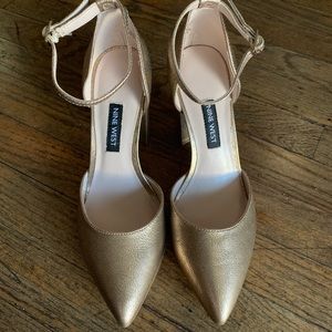 BRAND NEW. Nine West Ailamina Metallic Block Heels